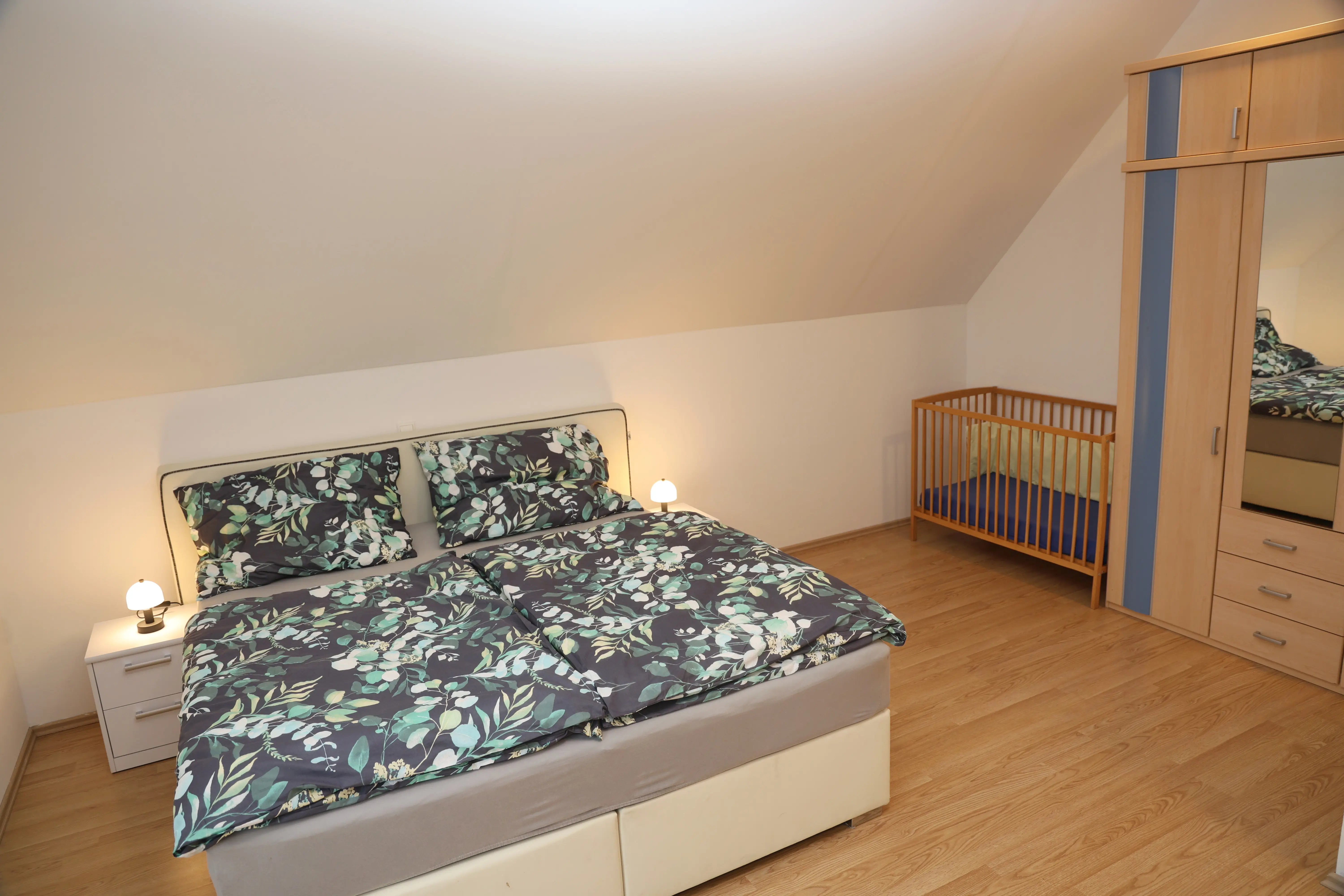 Schlafzimmer 3 – Flexibel & gemütlich